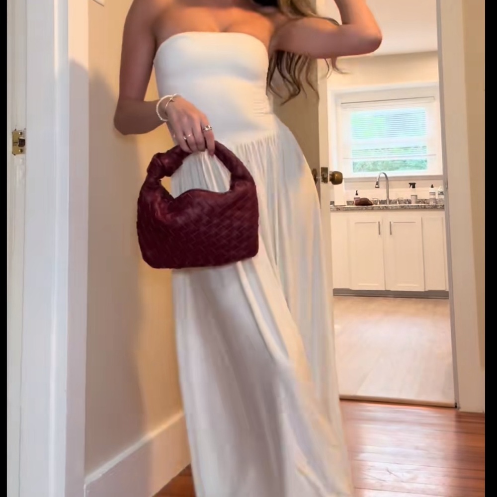 Lululemon 2 in 1 Strapless Maxi Dress - Ivory